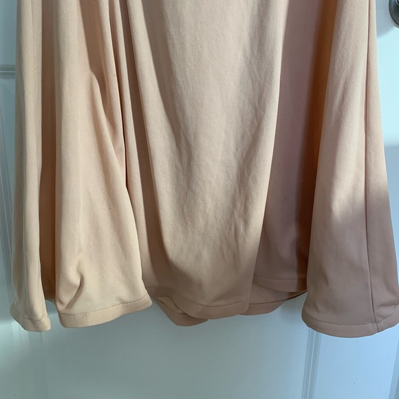 Elegant Champagne long dress - Picture 6 of 8